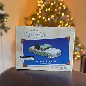 2002 Hallmark All-American Trucks series 1957 Ford Ranchero Ornament
